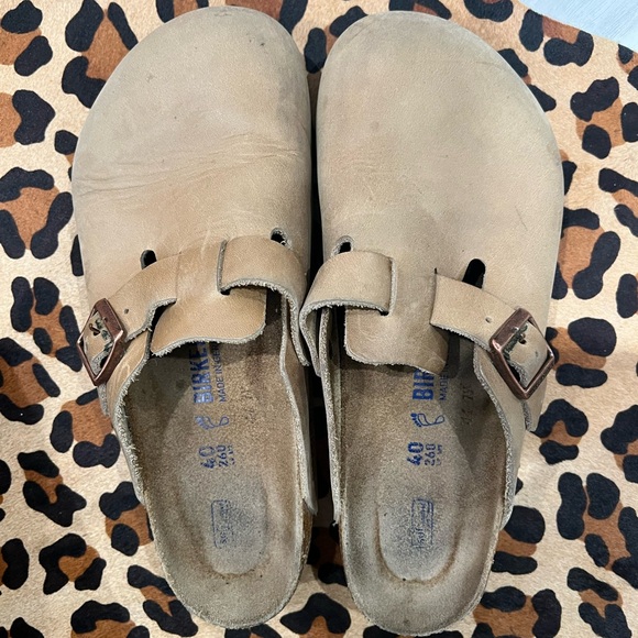 Birkenstock Tan Leather Clogs - Picture 5 of 5